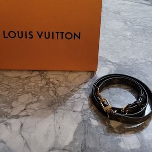 Louis Vuitton Adjustable Crossbody strap - Monogram Print